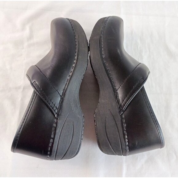Dansko XP 2.0 Black Leather Slip Resistant Clogs Women’s Size 36 Pre-Owned - Picture 9 of 12